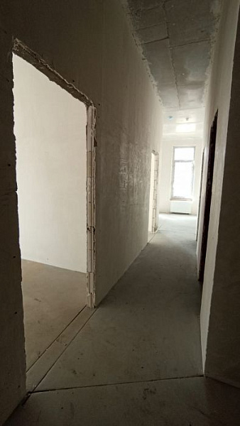 2-к квартира, Сергея Джанбровского, 17