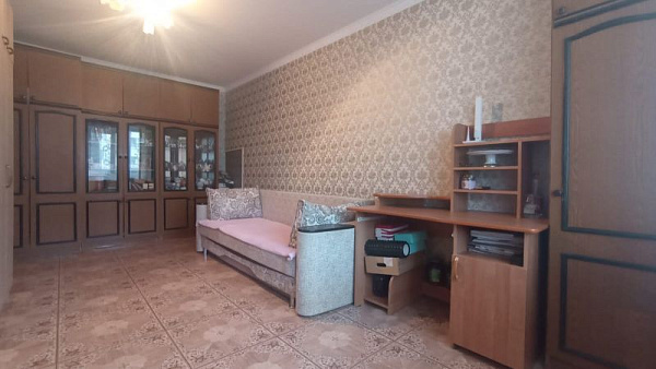 2-к квартира, Уральская, 74