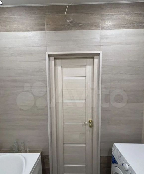 1-к квартира, Сергея Джанбровского, 1