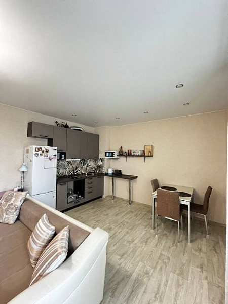 1-к квартира, Таврическая, 9