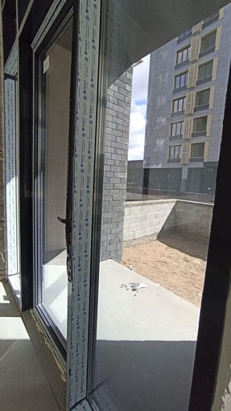 2-к квартира, Сергея Джанбровского, 17