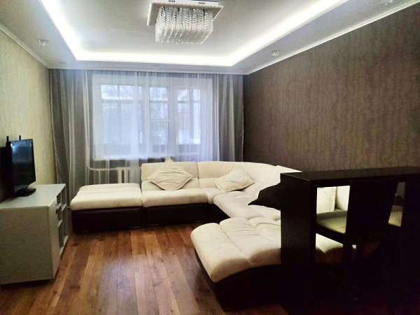 2-к квартира, Майский проезд, 3