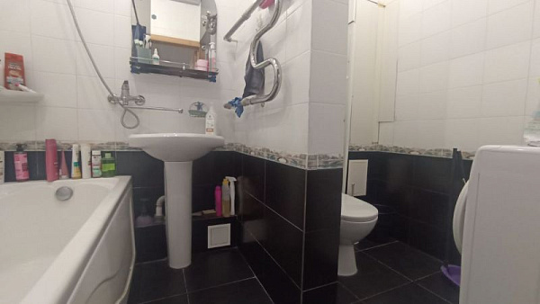 1-к квартира, Дружбы, 75