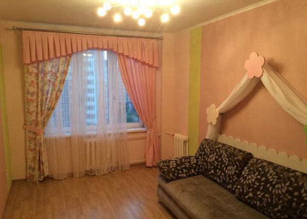 2-к квартира, Николая Зелинского, 23