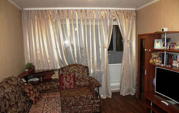 2-к квартира, Пролетарская, 120 а