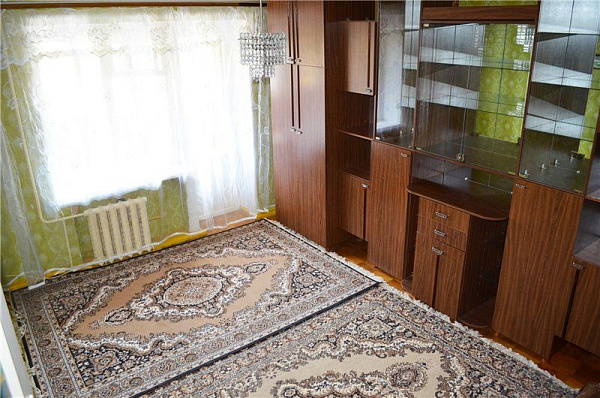 2-к квартира, Садовая, 133