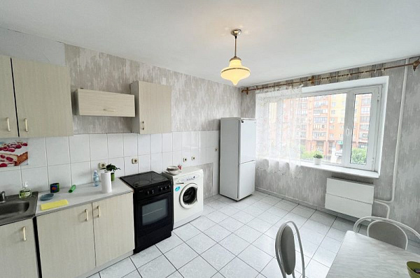 1-к квартира, 50 лет Октября, 30