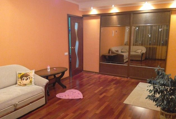 2-к квартира, Широтная, 163